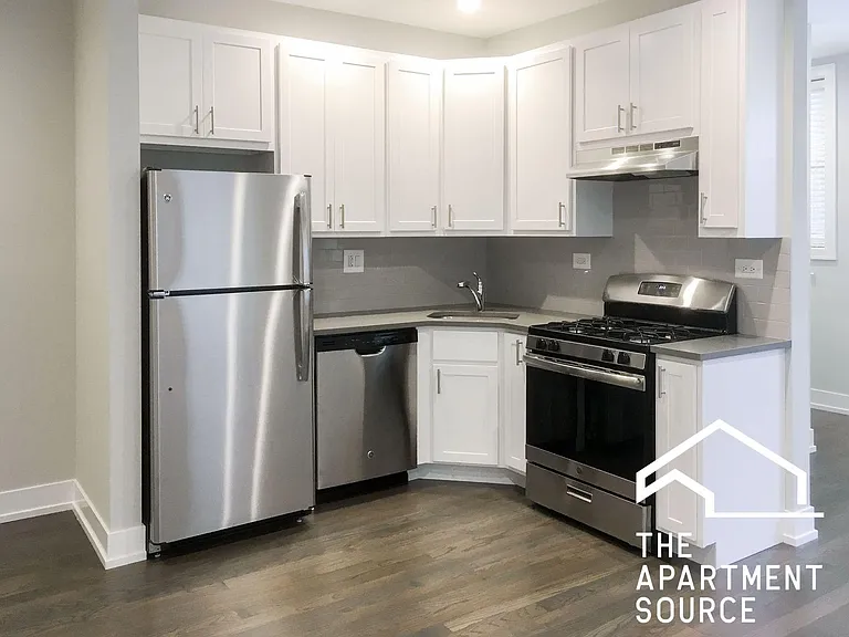4953-55 N Oakley Ave #1 — Photo 1