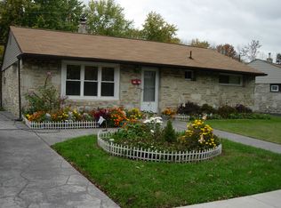 2602 Laurel Dr, Bristol, PA 19007