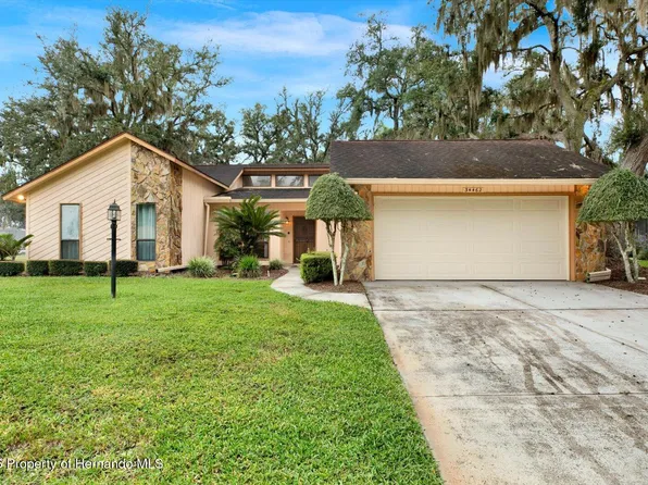 34462 Cedarfield Dr, Dade City, FL 33523