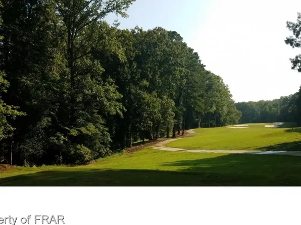 205 Lakeview Dr, Sanford, NC 27332
