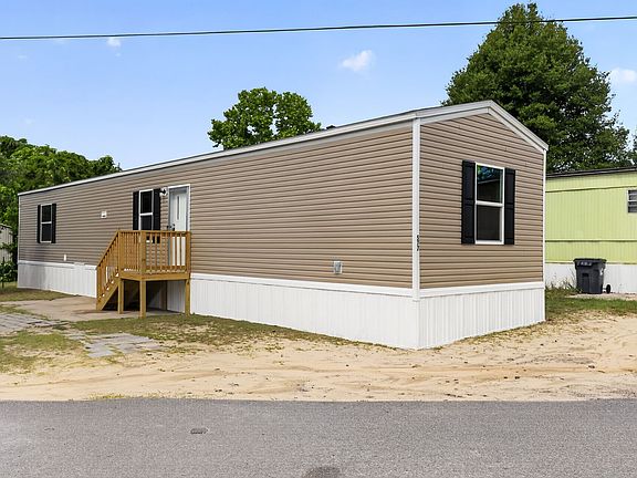 2nd image of 600 Ermine Rd Lot 577