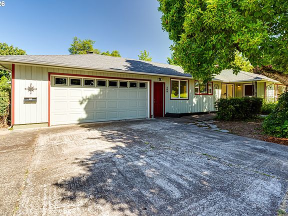 3rd image of 280 Regal Ct