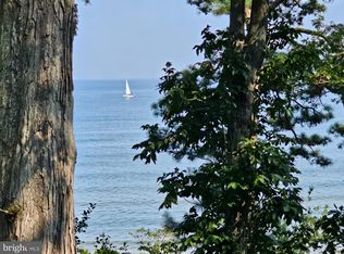 12578 Algonquin Trl, Lusby, MD 20657