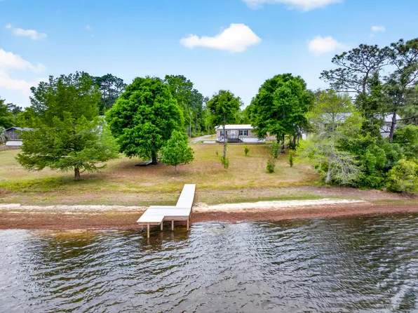 535 Kings Lake Blvd, Defuniak Springs, FL 32433
