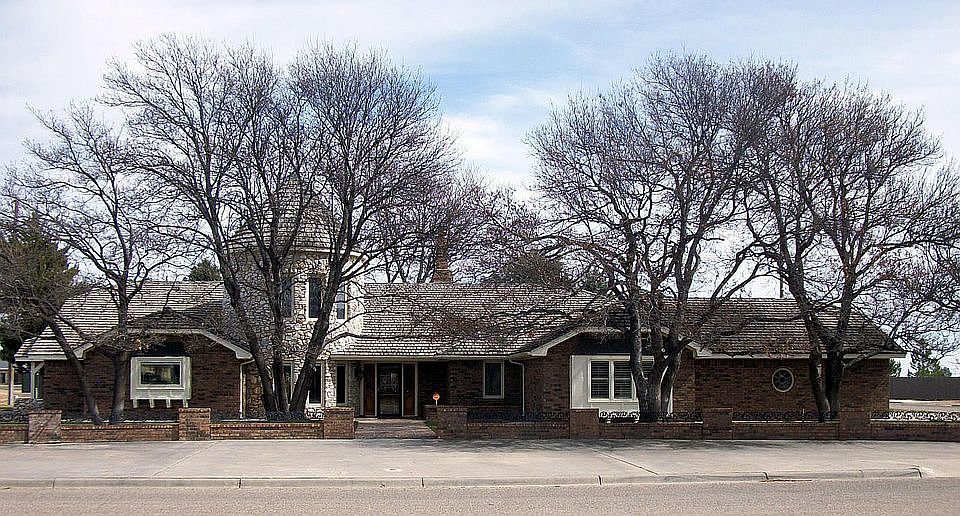1st image of 129 Melinda Ln