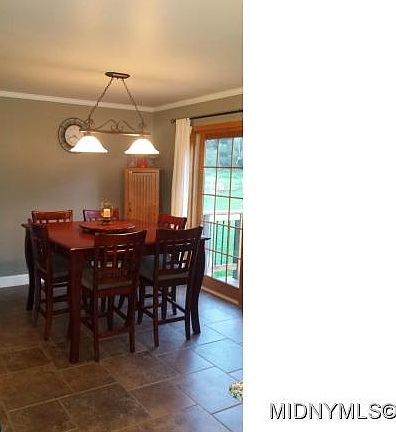 Dining area to patio