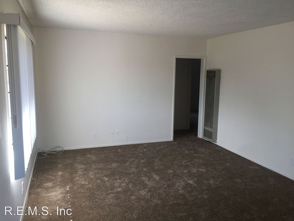 1st image of 1523 Torrance Blvd APT C