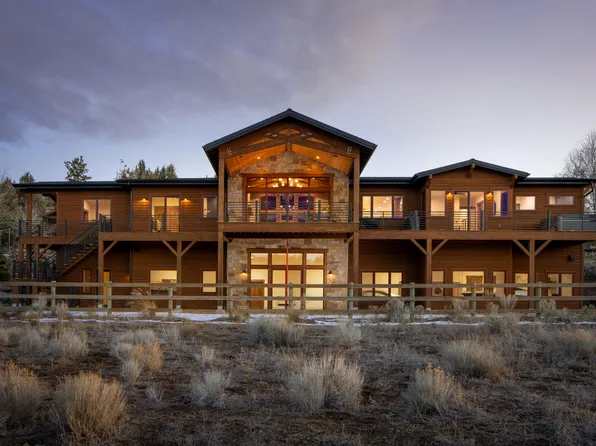 20334 Arrowhead Dr, Bend, OR 97703