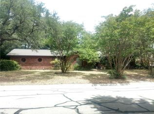 312 SW Dian St, Burleson, TX 76028