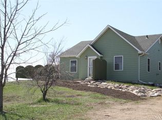 45453 276th St, Parker, SD 57053