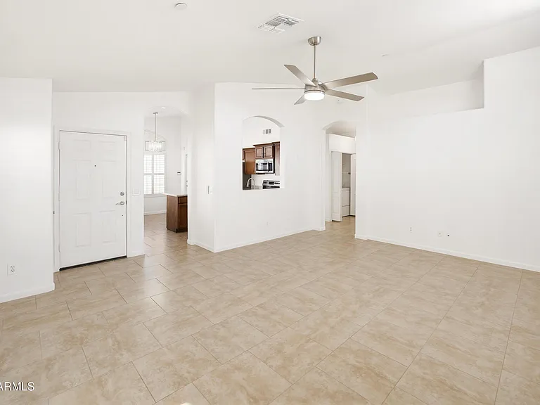 9321 E Caribbean Ln — Photo 3