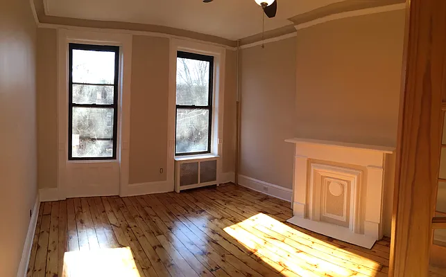 Rented by Olympic Property Management | media 36