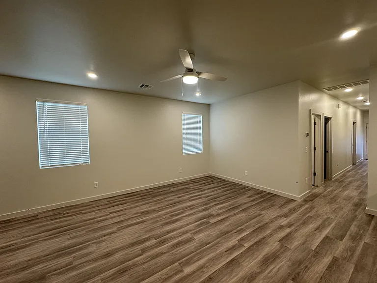 3708 Franks Way — Photo 2