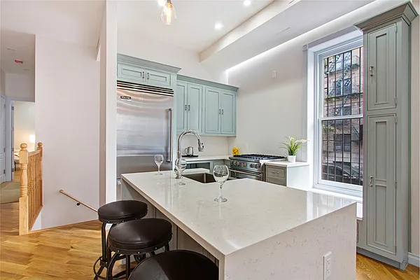 Sold by Douglas Elliman | media 18