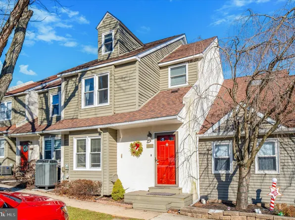 2405 Bridgewater Ct, Chester Springs, PA 19425