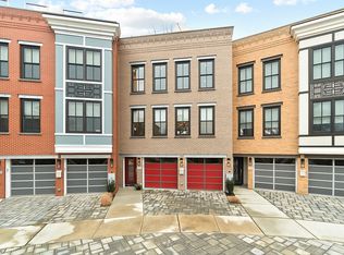 608 Brookes Ridge Ct, Bethesda, MD 20816