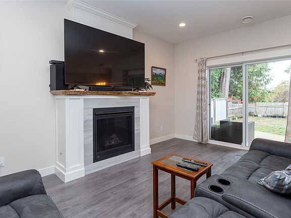 2nd image of 6897 Beaton Rd