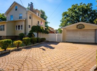 10 Highland Ave, Elizabeth, NJ 07208