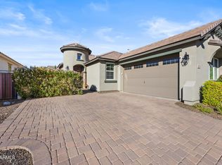 10716 E Pivitol Ave, Mesa, AZ 85212