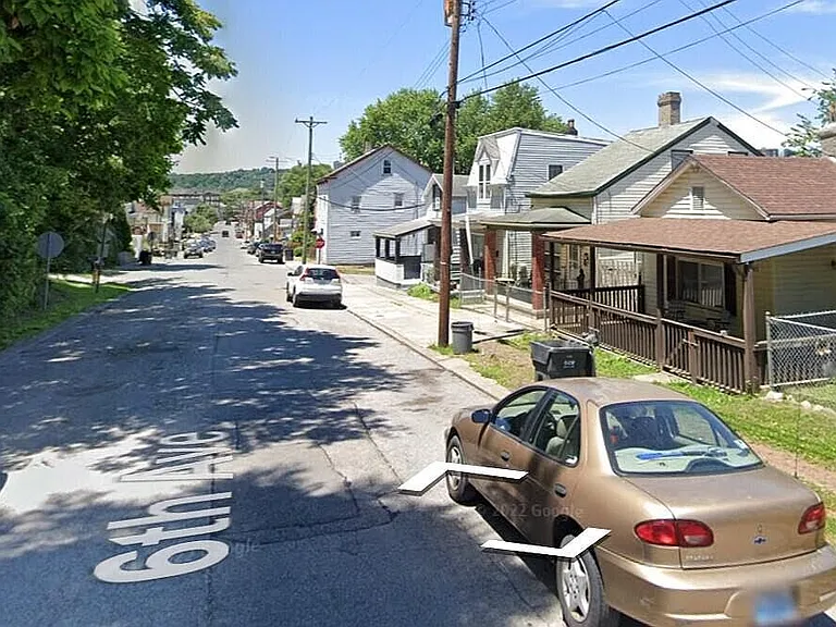 1007 6th Ave — Photo 2