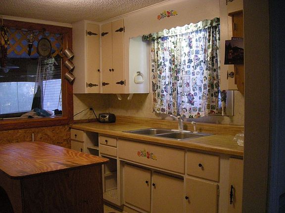 2nd image of 312 Wade Ave