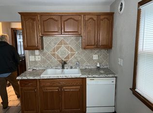 1224 E Howard Ave #1224, Milwaukee, WI 53207