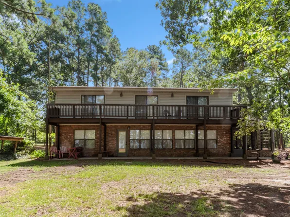 663 Falcon Dr, Florien, LA 71429