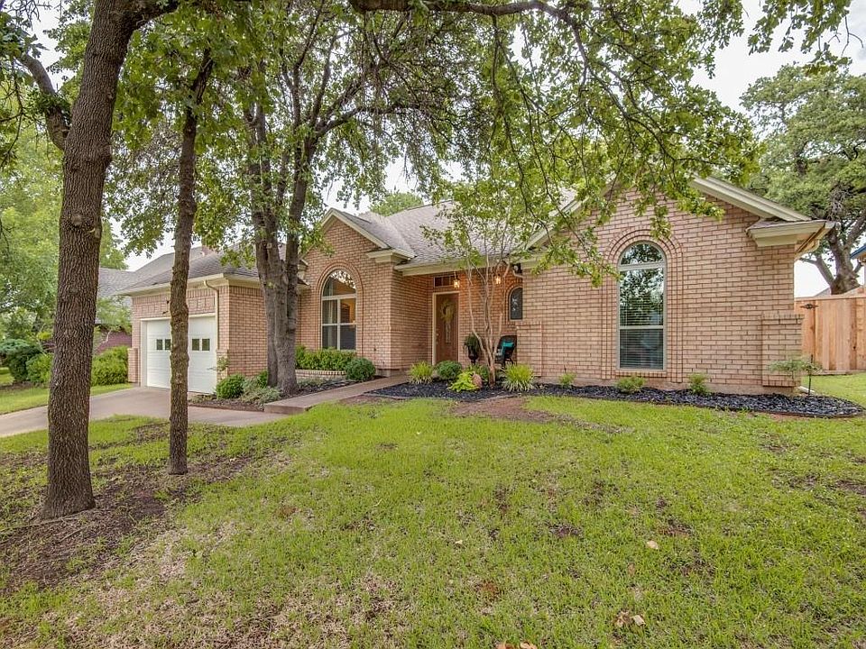 1st image of 7944 Kendra Ln