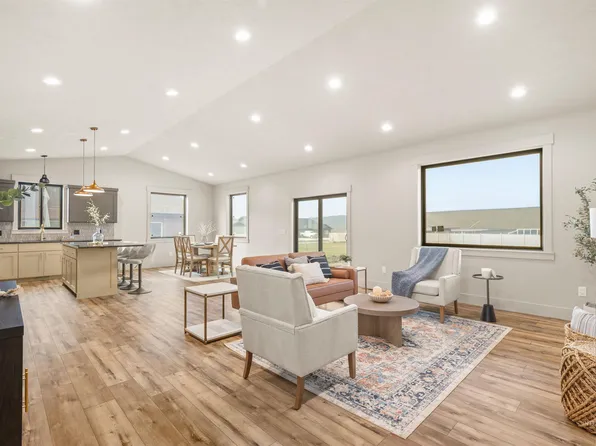 335 Warner Ave, Lewiston, ID 83501