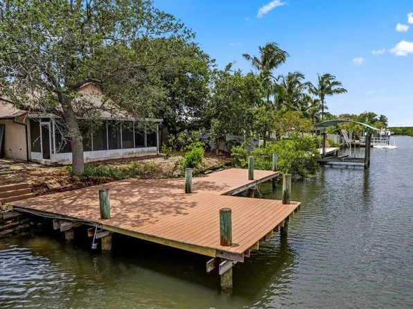 922 Jackson Way, Fort Pierce, FL 34949