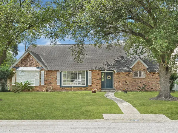 2310 Fenwood Dr, Pasadena, TX 77502