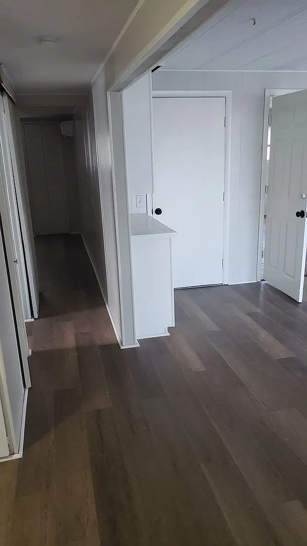 3 bedroom 2 bath Move — Photo 3