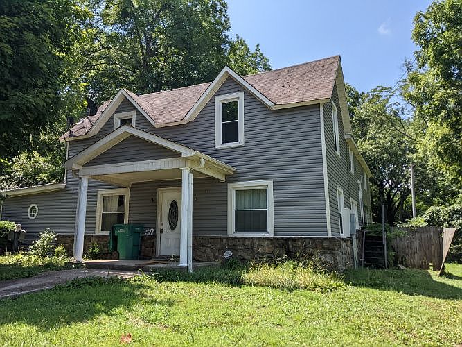 1st image of 511 Lynchburg Rd