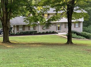 2031 Gunstock Dr, Stone Mountain, GA 30087