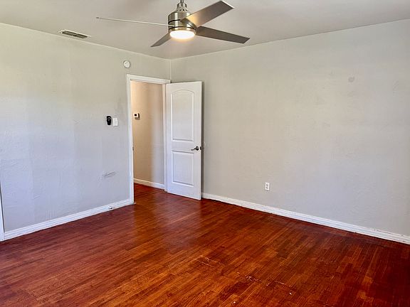 5th image of 1903 47th St