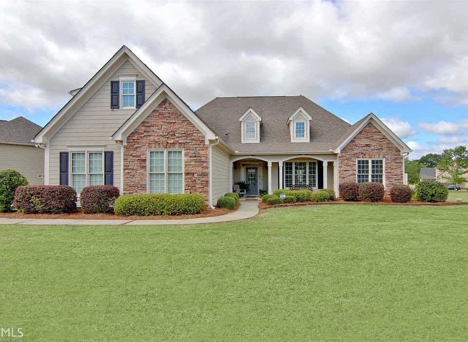 1st image of 7 Water Oak Dr