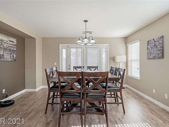 5th image of 9076 Malarga St
