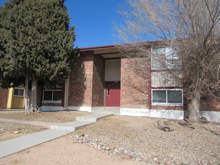 980 Holli Springs Ln #B — Photo 1