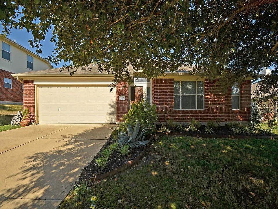 1st image of 149 Ashwood S