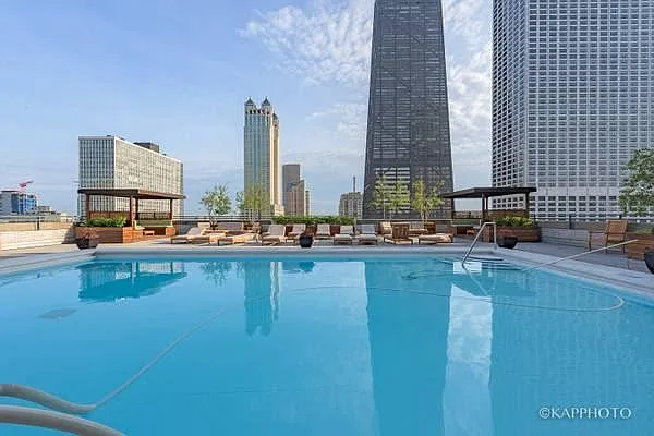 777 N Michigan Ave #1704 — Photo 22