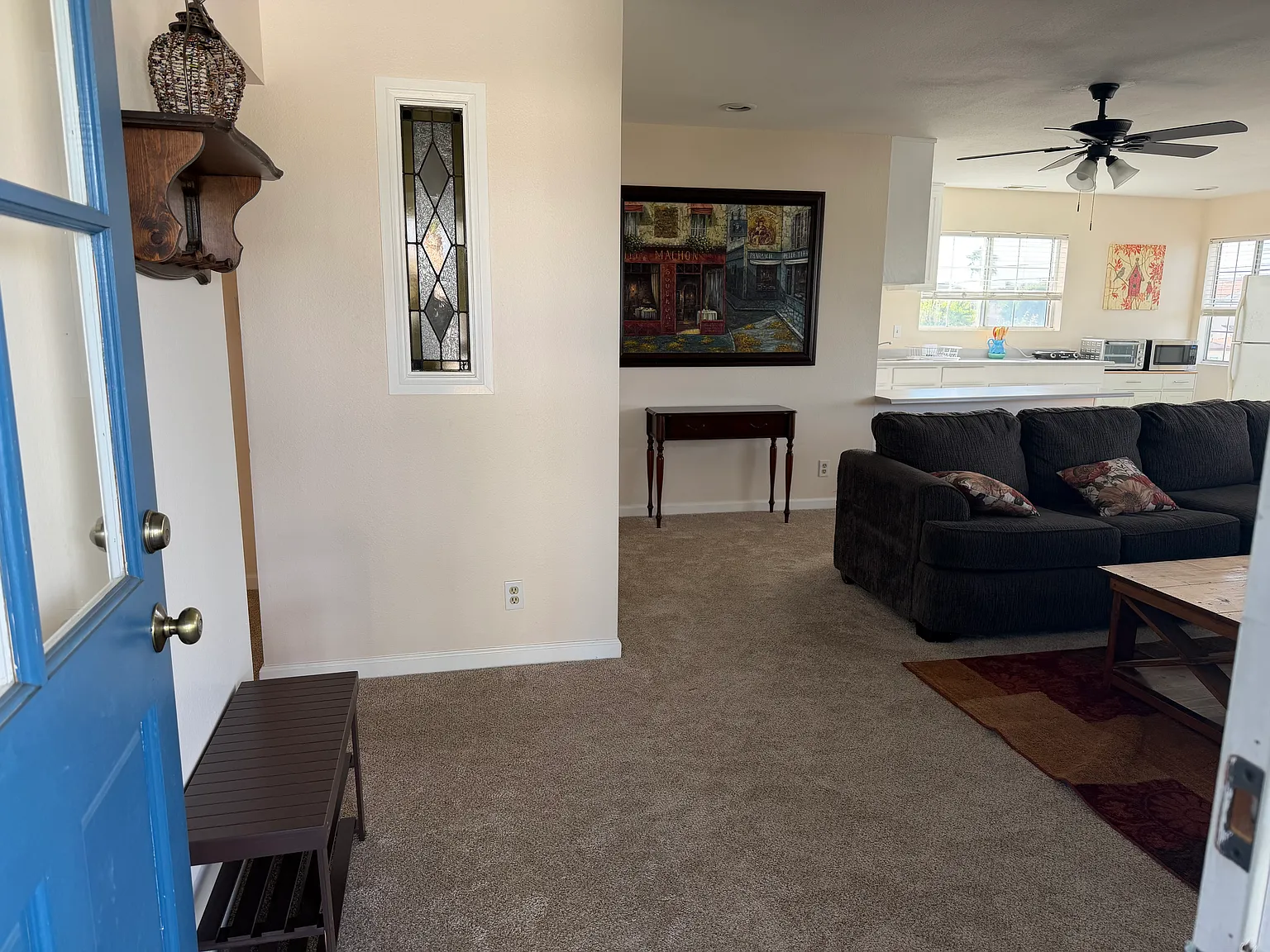 2 bed, 1400 sqft, $2,400 — Photo 2