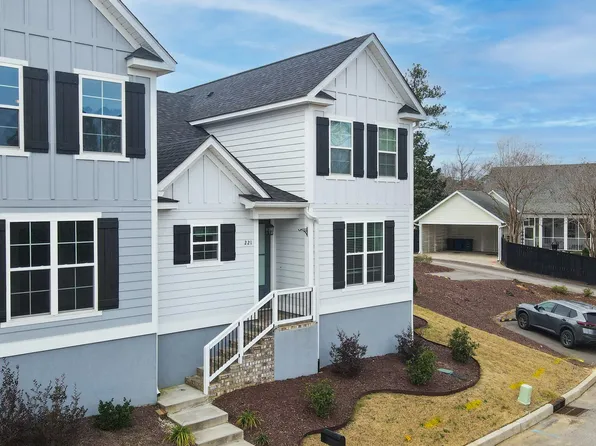 221 Banksia Rd, Aiken, SC 29803