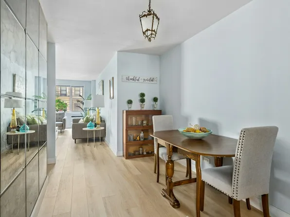 1270 5th Avenue image 4 of 12