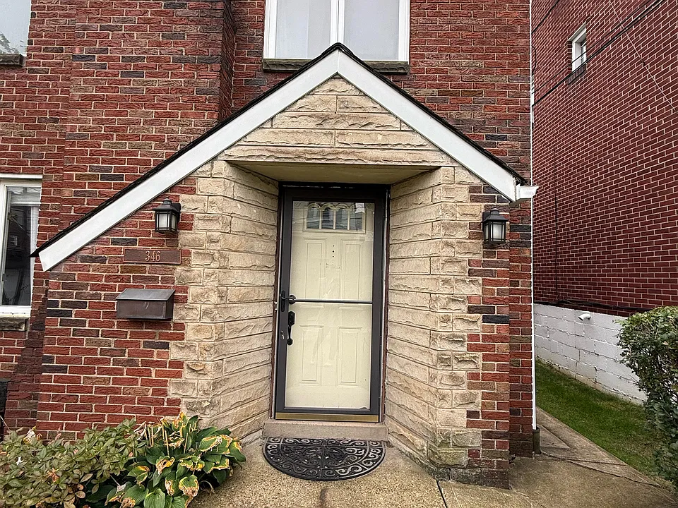 346 Mayville Ave