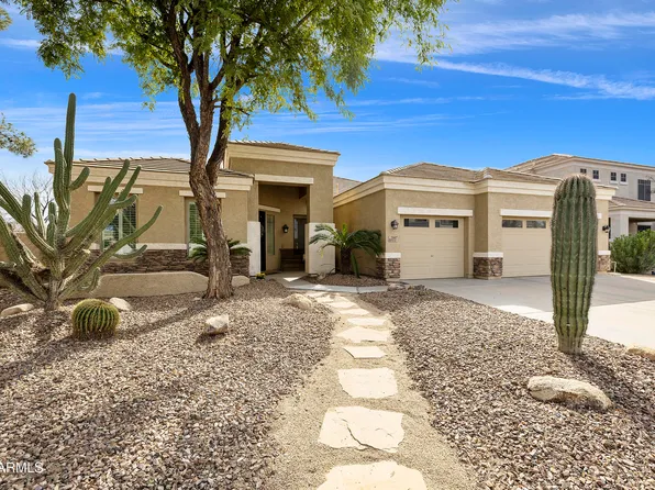 2997 E PARKVIEW Drive, Gilbert, AZ 85295