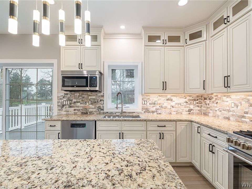 5575 Thompson Rd, Clarence, NY 14031 Zillow