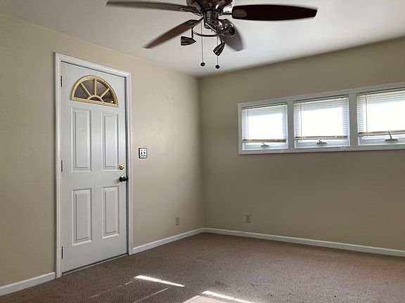 4th image of 125 Orleans Ave