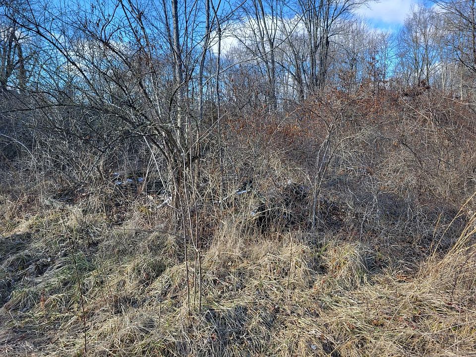 2nd image of 2664 Airport Rd