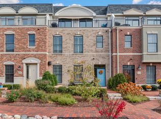 361 E Liberty Dr, Wheaton, IL 60187
