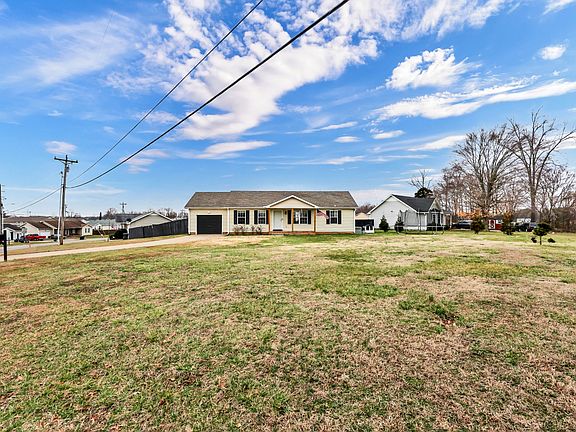 2nd image of 102 Pappy Dr